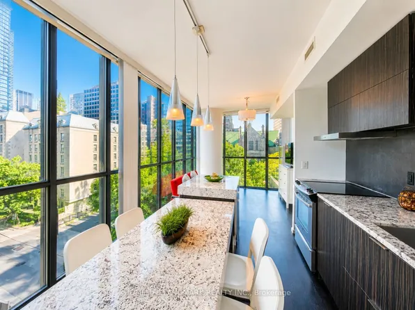 101 Charles St E #606, Toronto, ON M4Y 0A9