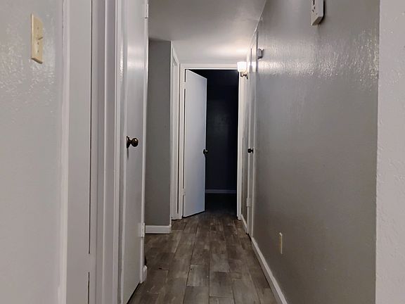 4th image of 4306 N Emerson Ave #101