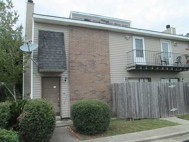 1st image of 1556 Savannah Dr