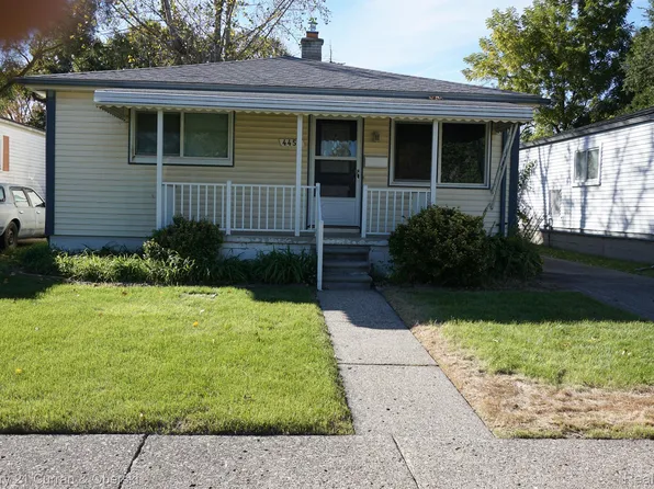4452 Edgewood St, Dearborn Heights, MI 48125