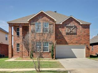 9129 Saratoga Rd, Fort Worth, TX 76244