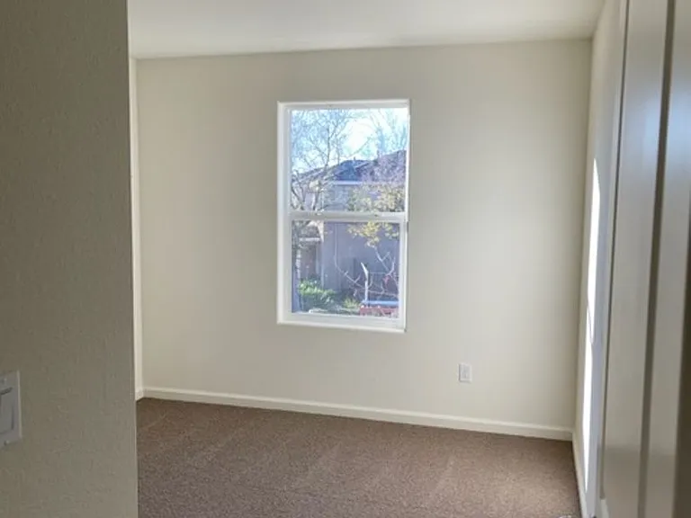 193 Shafer Ave — Photo 12
