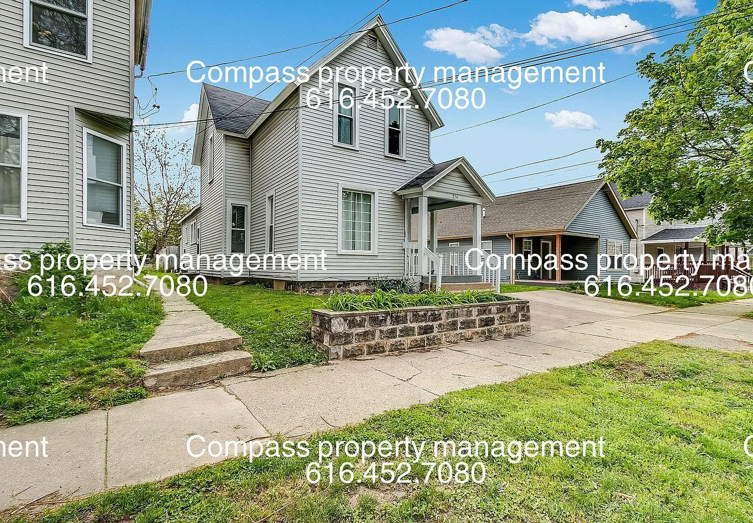 4 bed, 1.0 bath, $1,695 — Photo 2
