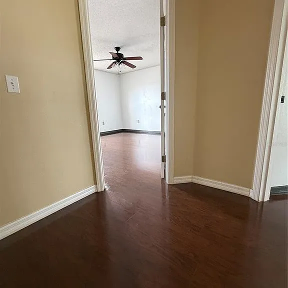 567 Hummingbird Ct — Photo 11