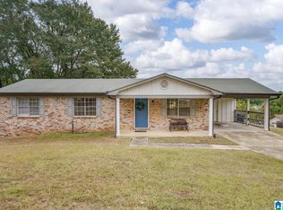 2105 Crestwood Ave, Northport, AL 35476