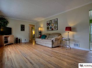 4725 B St, Omaha, NE 68106