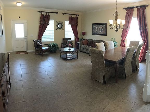 5th image of 233 Grouse Ln