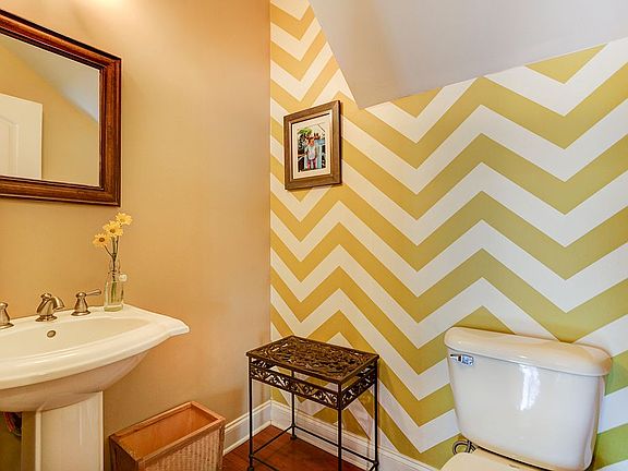 5th image of 12824 Lily Pond Ln
