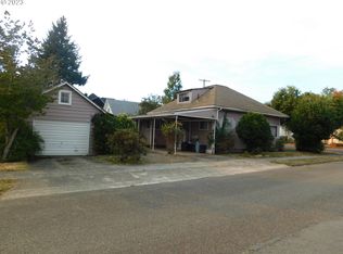 530 Willow St, Myrtle Point, OR 97458