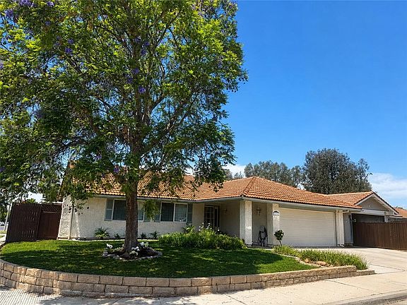 2nd image of 4215 N Colibri Ct