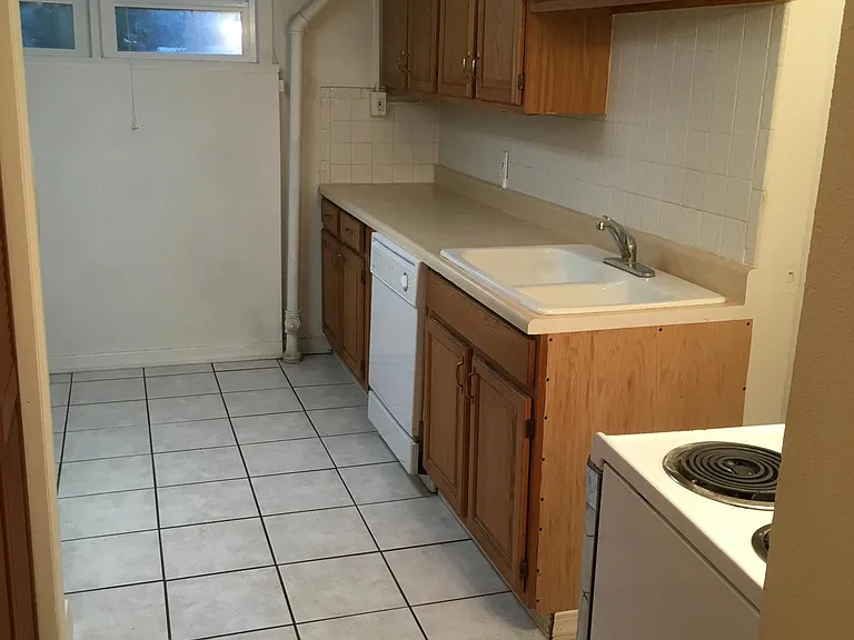 444 W 400 N #B — Photo 6