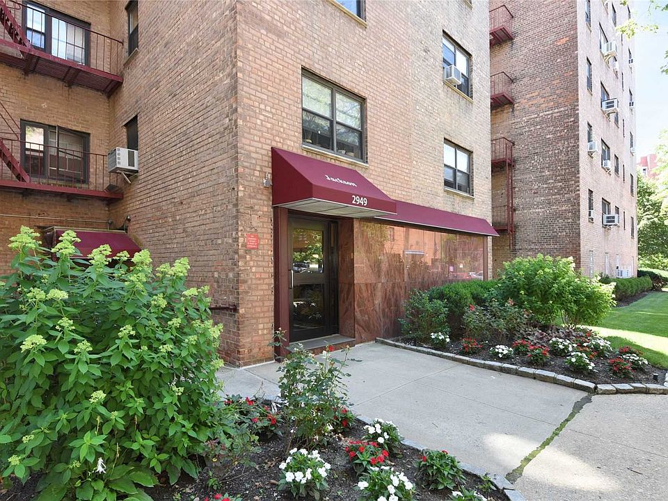 1st image of 29-09 137th St