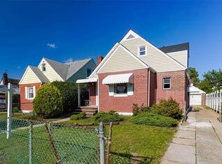 114-35 225th St, Cambria Heights, NY 11411