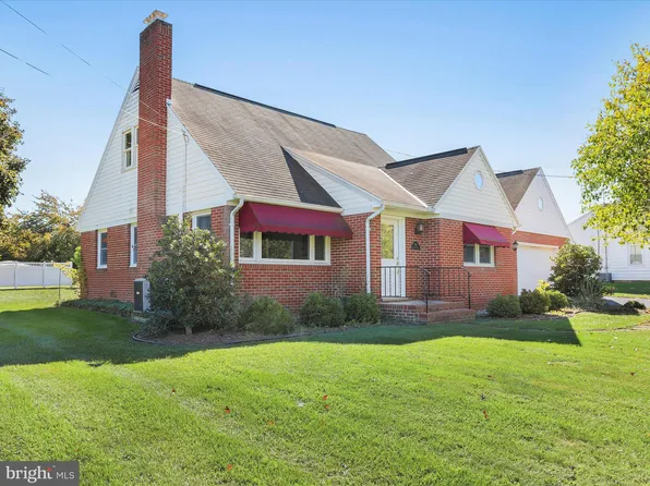 321 Landis Ave, Waynesboro, PA 17268