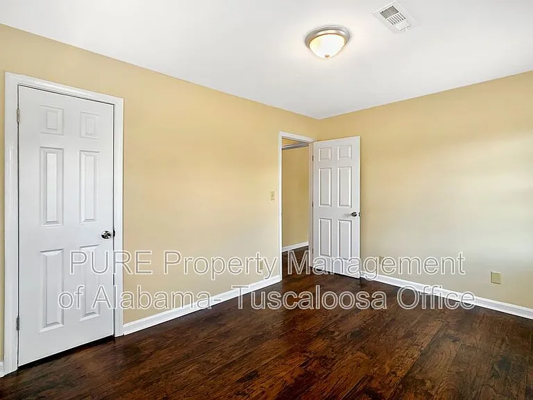 1120 19th St #5 — Photo 13