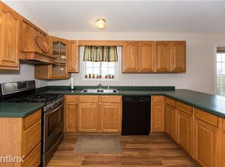 410 Bramble St, Manteno, IL 60950
