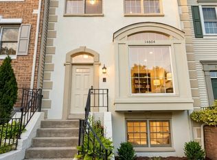 14604 Woodgate Manor Cir, Centreville, VA 20120