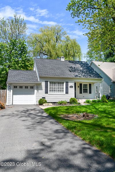 2nd image of 2111 Nott Street