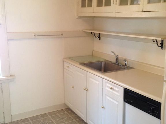 3rd image of 7723 Gissler Ave