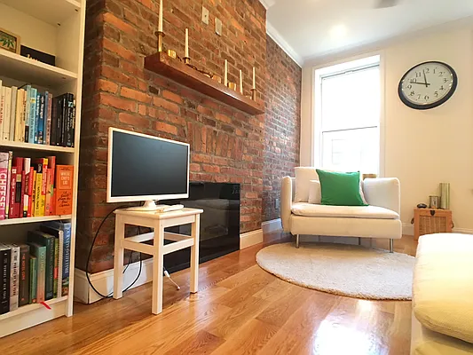 Rented by Oxford Property Group | media 20