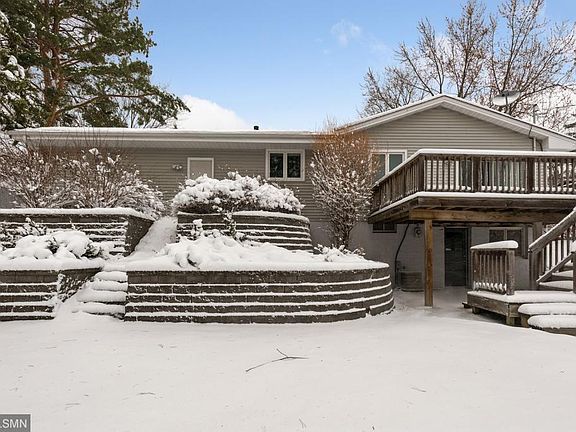 2nd image of 422 Iona Ln