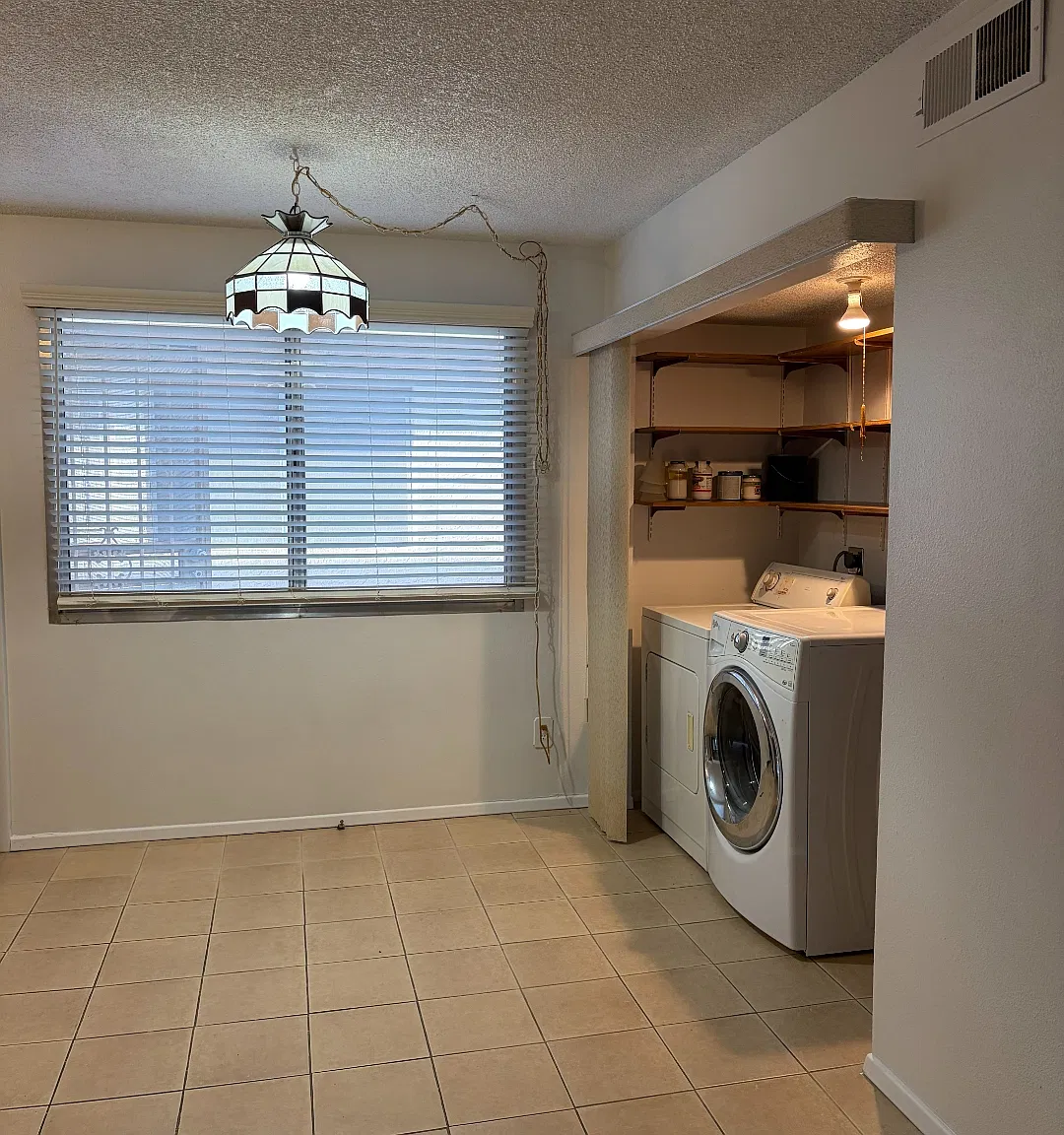 N 113th Ave, Youngtown — Photo 2