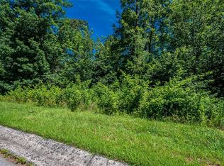 1616 Saint Augustine Ct, Demorest, GA 30535