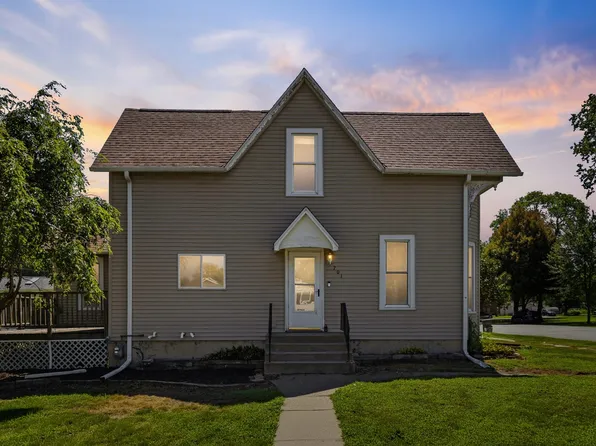 701 11th Ave, Durant, IA 52747