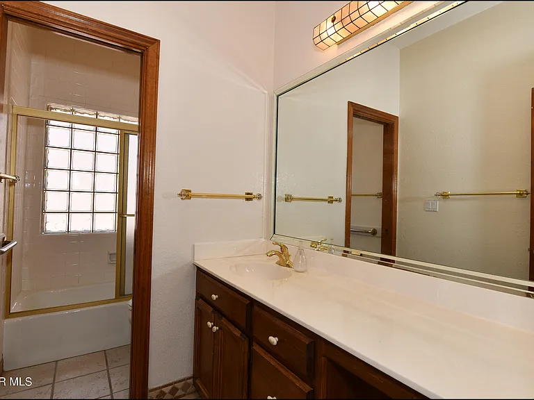 1004 Los Jardines Cir — Photo 29