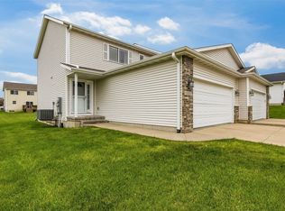 1557 Hunters Creek Way, Marion, IA 52302