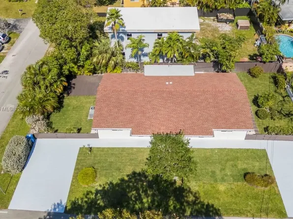 1411-1421 NE 30th Ct, Oakland Park, FL 33334