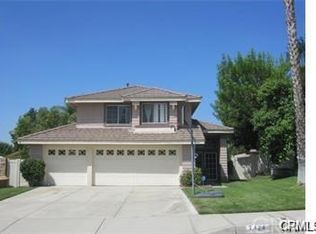 7424 Yellow Jasmine Dr, Highland, CA 92346