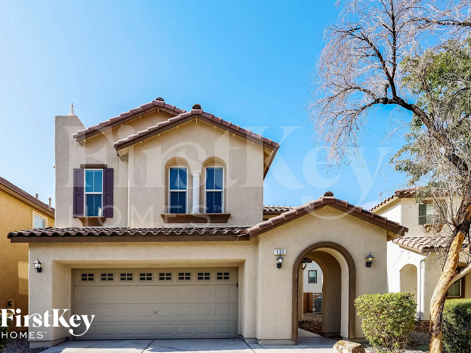 3 bed, 2.5 bath, 2110 sqft, $1,955 — Photo 1