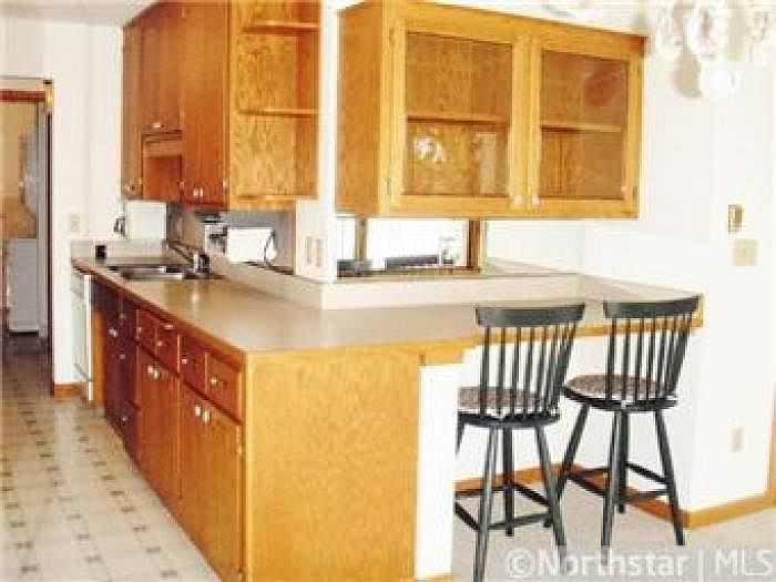 The Kitchen/Breakfast Bar