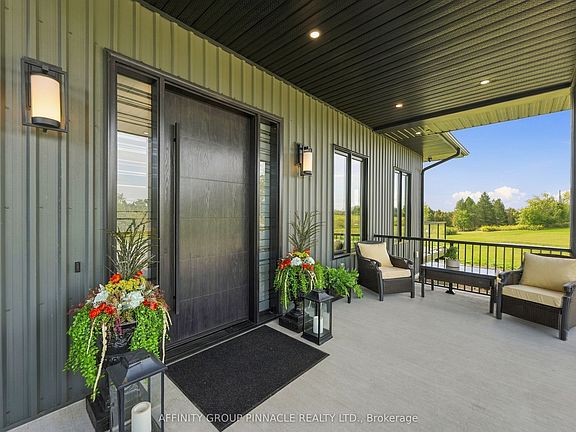 4th image of 724 Elm Tree Rd