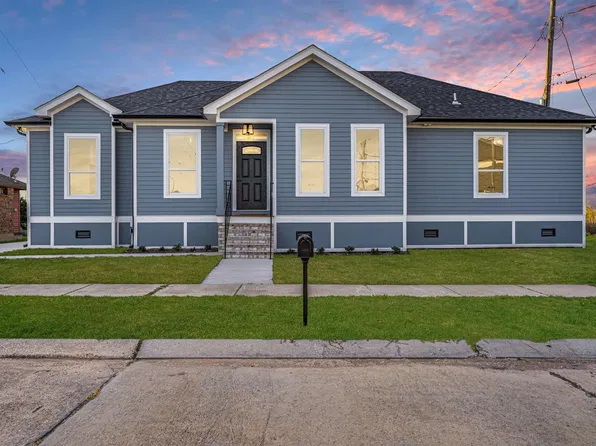 604 Daryl Dr, Chalmette, LA 70043