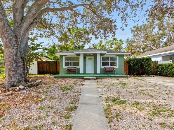 2403 12th Ave W, Bradenton, FL 34205