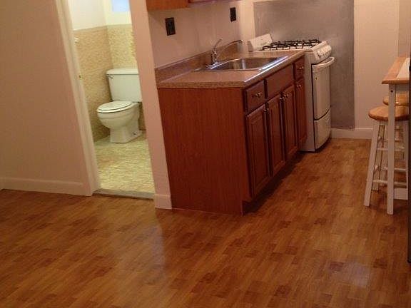 4th image of 2024 42nd St