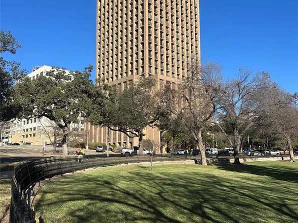 1122 Colorado St APT 1609, Austin, TX 78701
