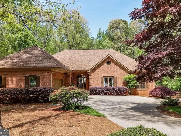 6530 Calamar Dr, Cumming, GA 30040