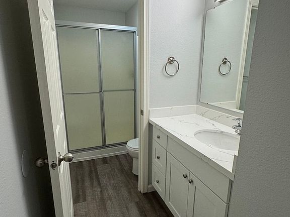 5th image of 10018 NE 127th Pl APT B110