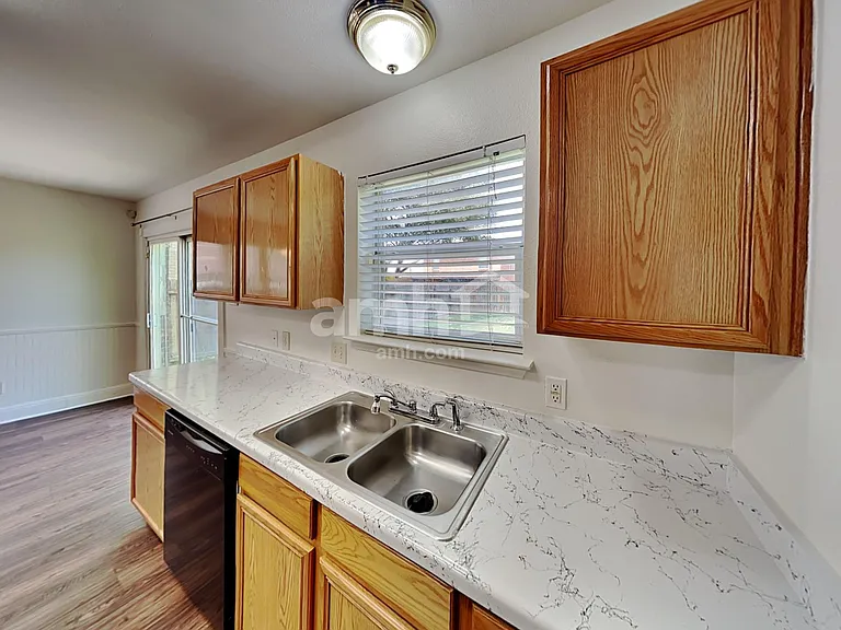 10731 Judie Allen — Photo 4
