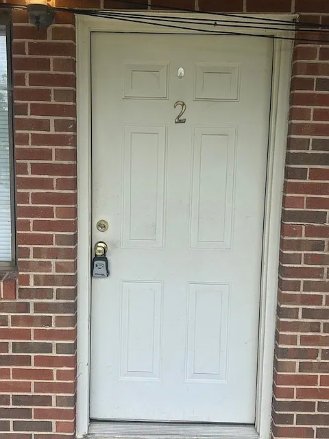 1 bed, 975 sqft, $1,025 — Photo 2