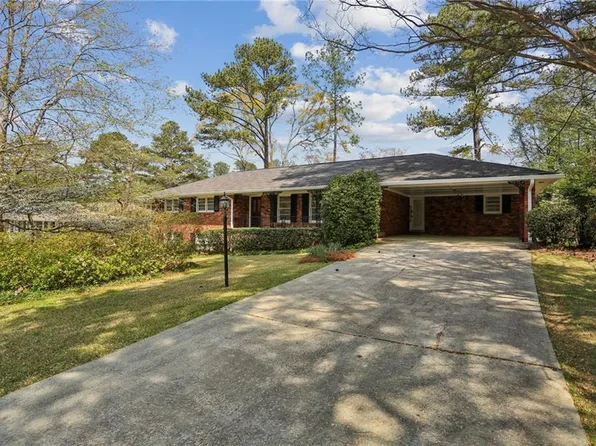 2888 Bonanza Dr, Decatur, GA 30033
