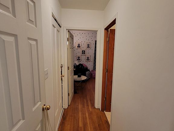 5th image of 679 W Wrightwood Ave APT 2N