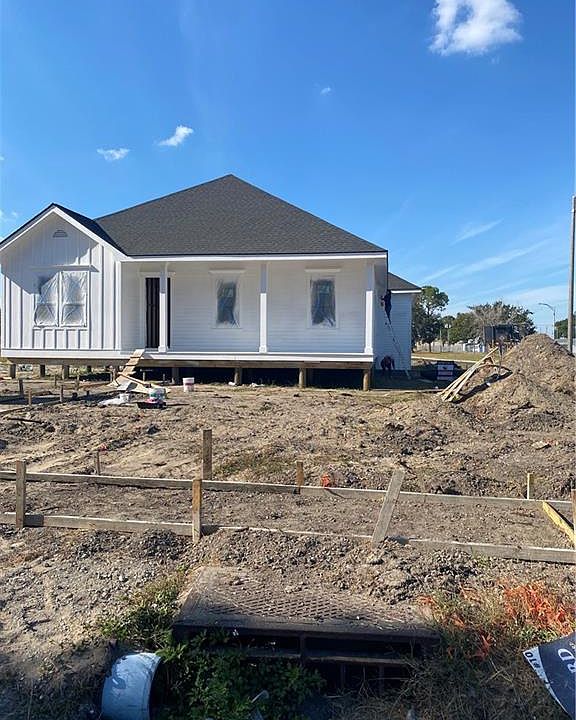 1st image of 7925 Edgelake Ct