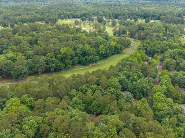5 Delgado Ln, Hot Springs Village, AR 71909