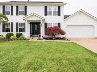 310 Charlottesville Dr, Saint Charles, MO