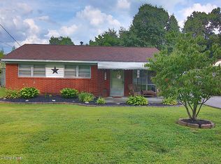 240 S Skyline Dr, Louisville, KY 40229