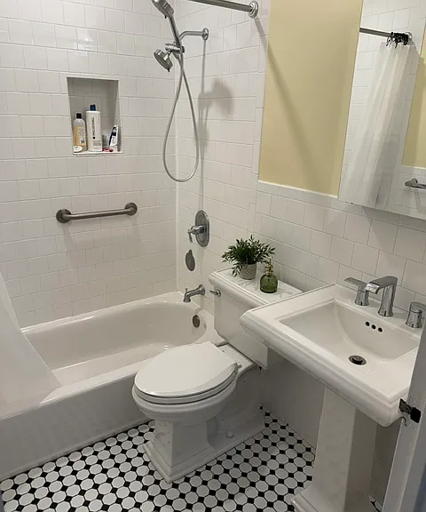 75 Nicholas Rd #A — Photo 10